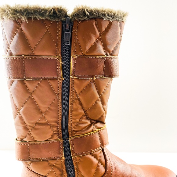 G.H. Bass & Co. Brown Quilted Winter Boots - Picture 9 of 11